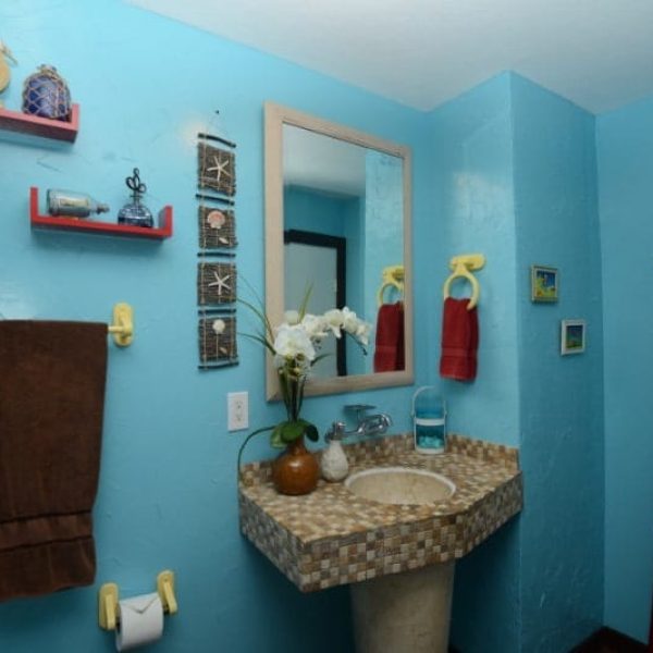 CAROUSEL-ROOMS-WITH-SHARED-BATHROOM04