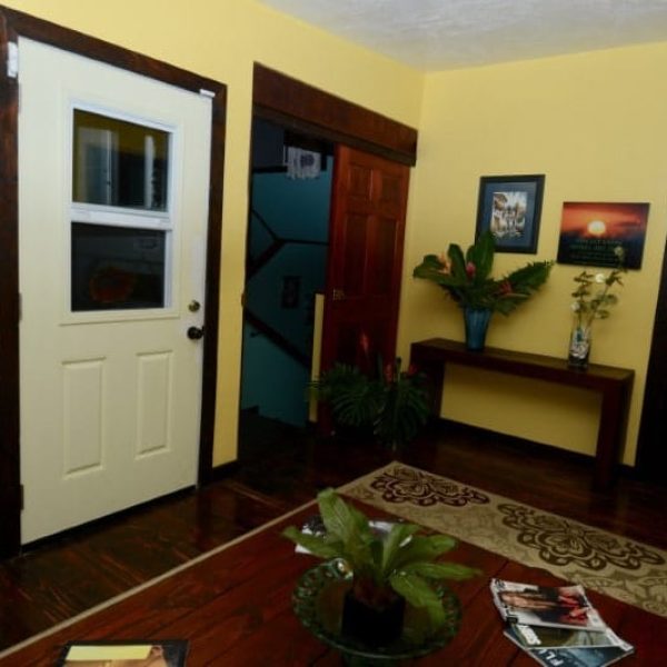 CAROUSEL-ROOMS-WITH-SHARED-BATHROOM10