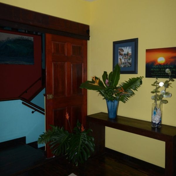 CAROUSEL-ROOMS-WITH-SHARED-BATHROOM37